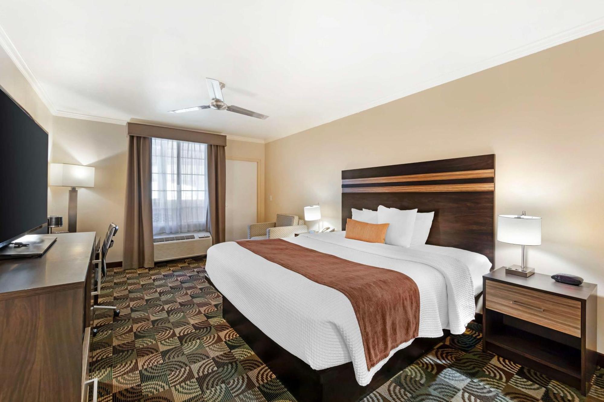 Best Western Plus Country Park Hotel Техачапи Экстерьер фото