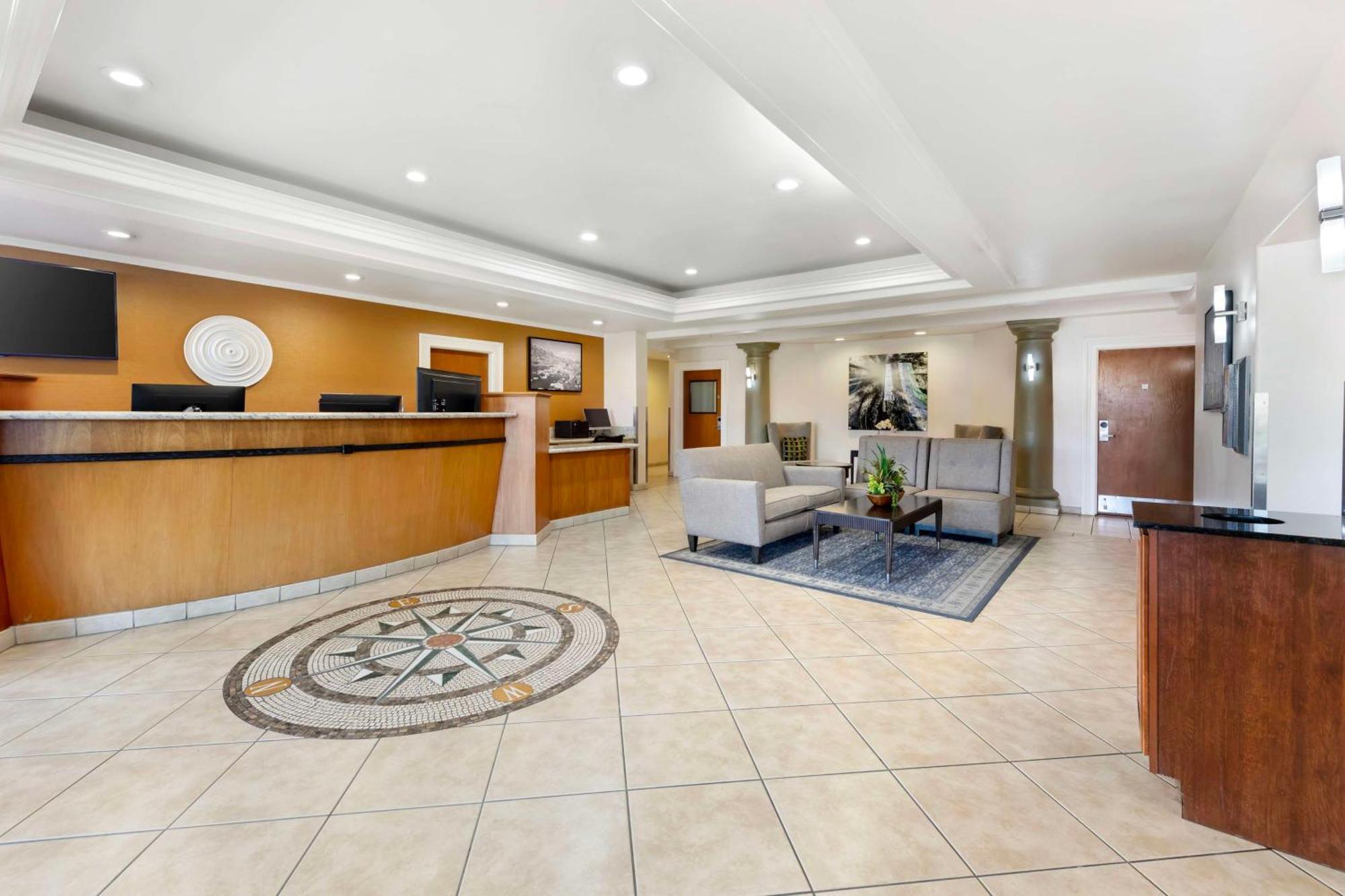 Best Western Plus Country Park Hotel Техачапи Экстерьер фото