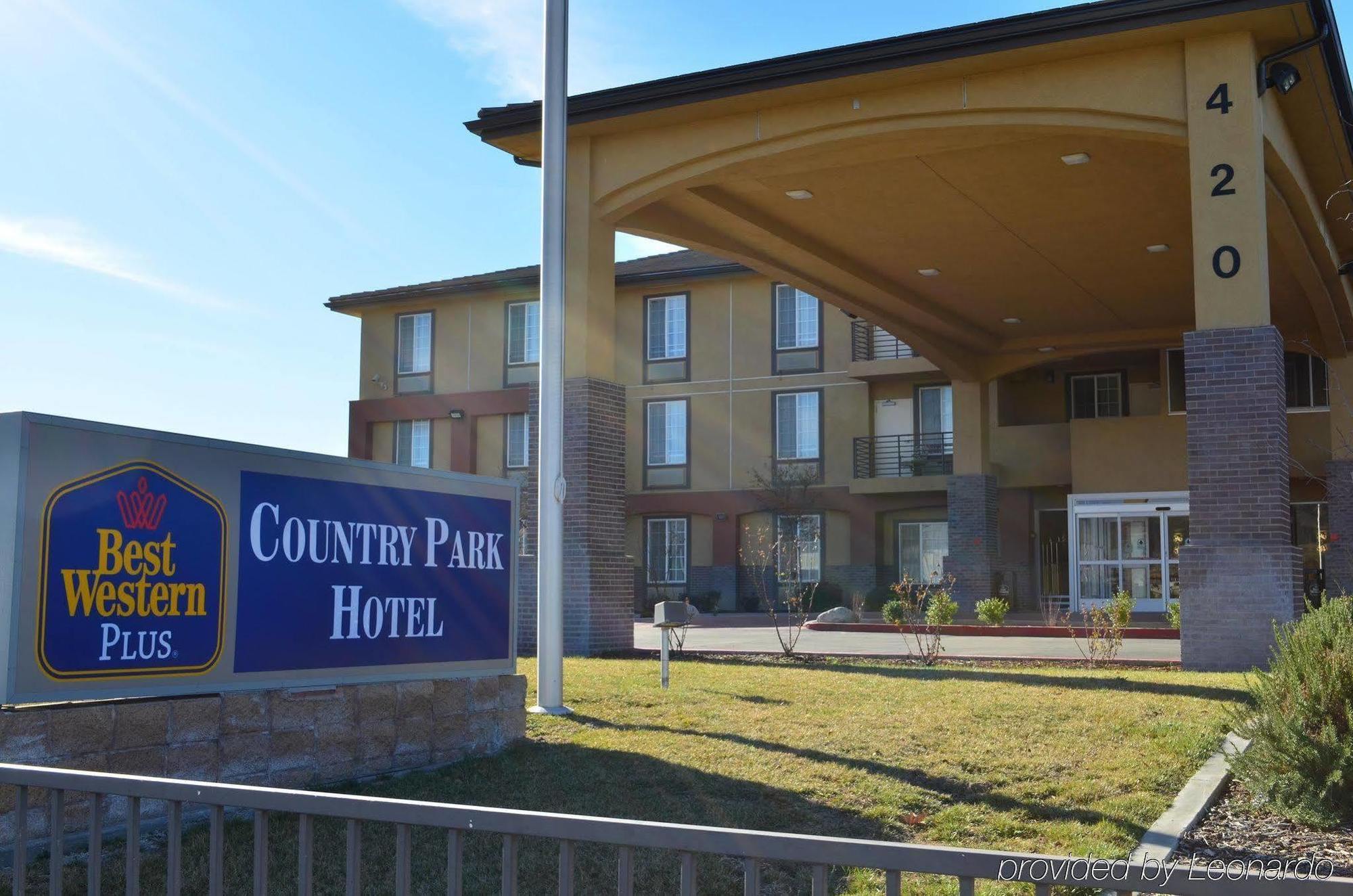 Best Western Plus Country Park Hotel Техачапи Экстерьер фото